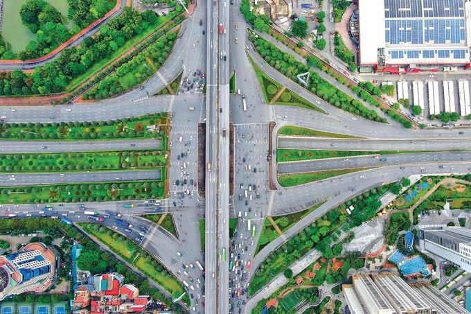 Cận cảnh Đại lộ “khổng lồ” với 16 làn xe, quy mô 7.000 tỷ đồng dài và rộng nhất Việt Nam