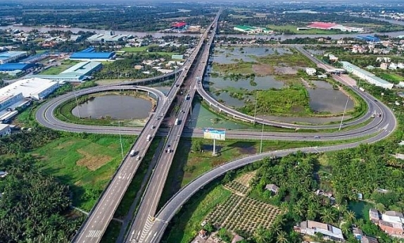 Thủ tướng chỉ đạo các giải pháp trọng tâm đẩy mạnh giải ngân vốn đầu tư công