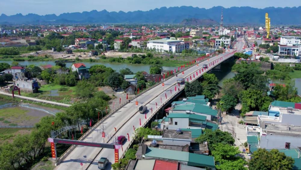 Khu du lịch sinh thái nghỉ dưỡng trải nghiệm kết hợp tại xã Quảng Lạc có diện tích 475,8 ha.