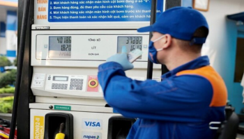 Giá xăng dầu trong kỳ điều hành ngày mai sẽ tăng hay giảm?