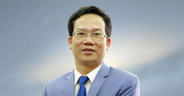 Hai tháng sau khi rút khỏi vị trí Hội đồng quản trị, ông Lã Quý Hiển lại xin từ chức Phó tổng giám đốc FLC                                    