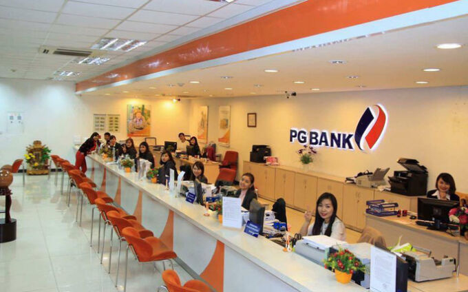 Petrolimex thoái vốn khỏi PG Bank: Cầu vượt cung                                    