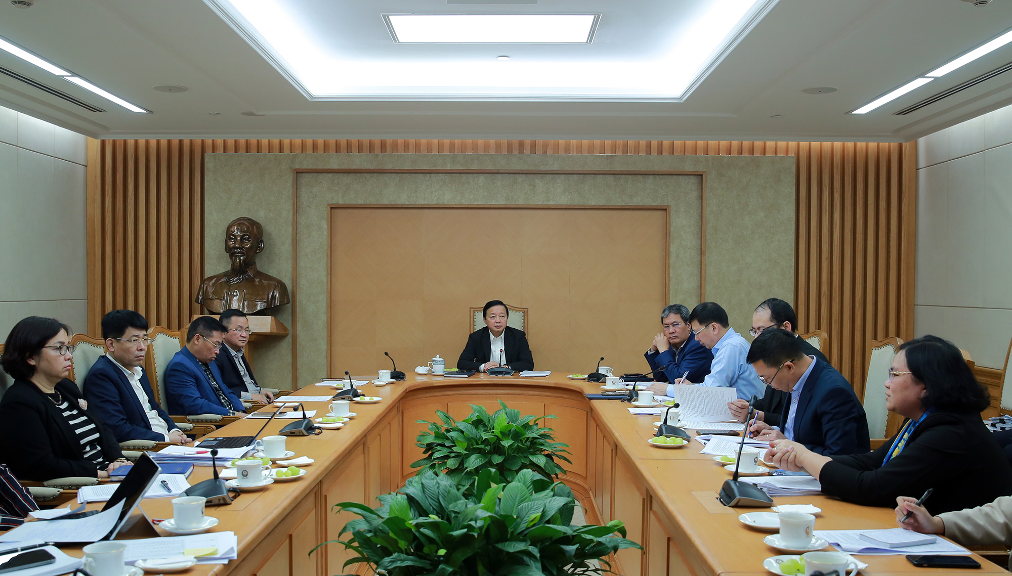 Phó Thủ tướng Trần Hồng Hà: Khẩn trương hoàn thiện 2 Nghị định quan trọng về đất đai và lấn biển                                    